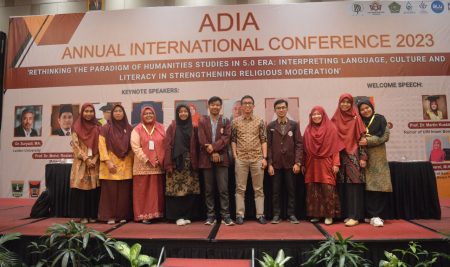 Dosen dan Mahasiswa Prodi BSA Presentasikan 8 Makalah pada ADIA Annual International Conference 2023